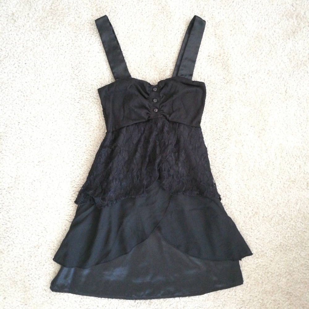 Lil Black Dress